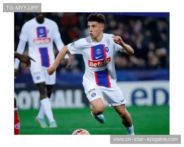 巴黎贝尔纳特边路传中训练:塑造布阵奇兵的秘密武器 巴黎贝尔纳特边路传中训练:塑造布阵奇兵的秘密武器