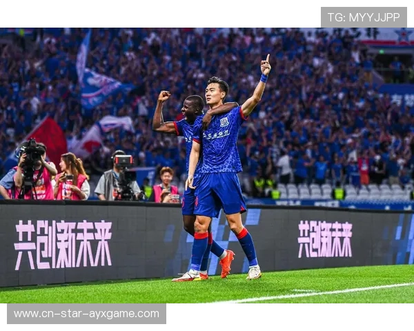 多特穆科科插上补射为球队扳平比分的青春之光