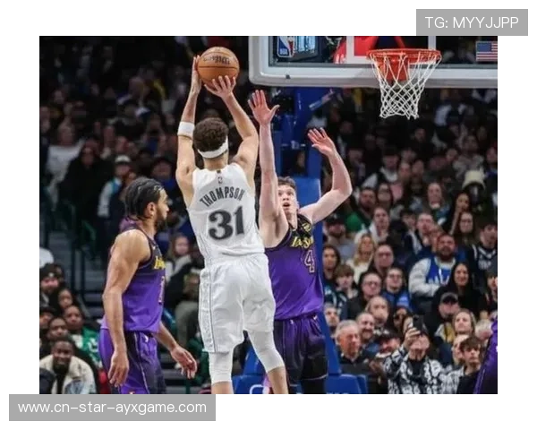 快船板凳得分成为本场最佳亮点